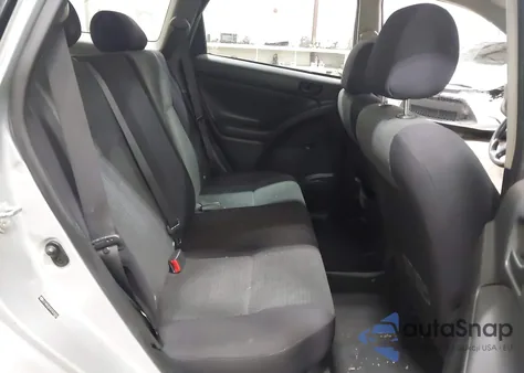 2007 Toyota Corolla Matrix Xr z USA, uszkodzony, nr VIN 2T1KR32E87C635055